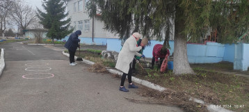 Всеобщий субботник Всеобщий субботник.